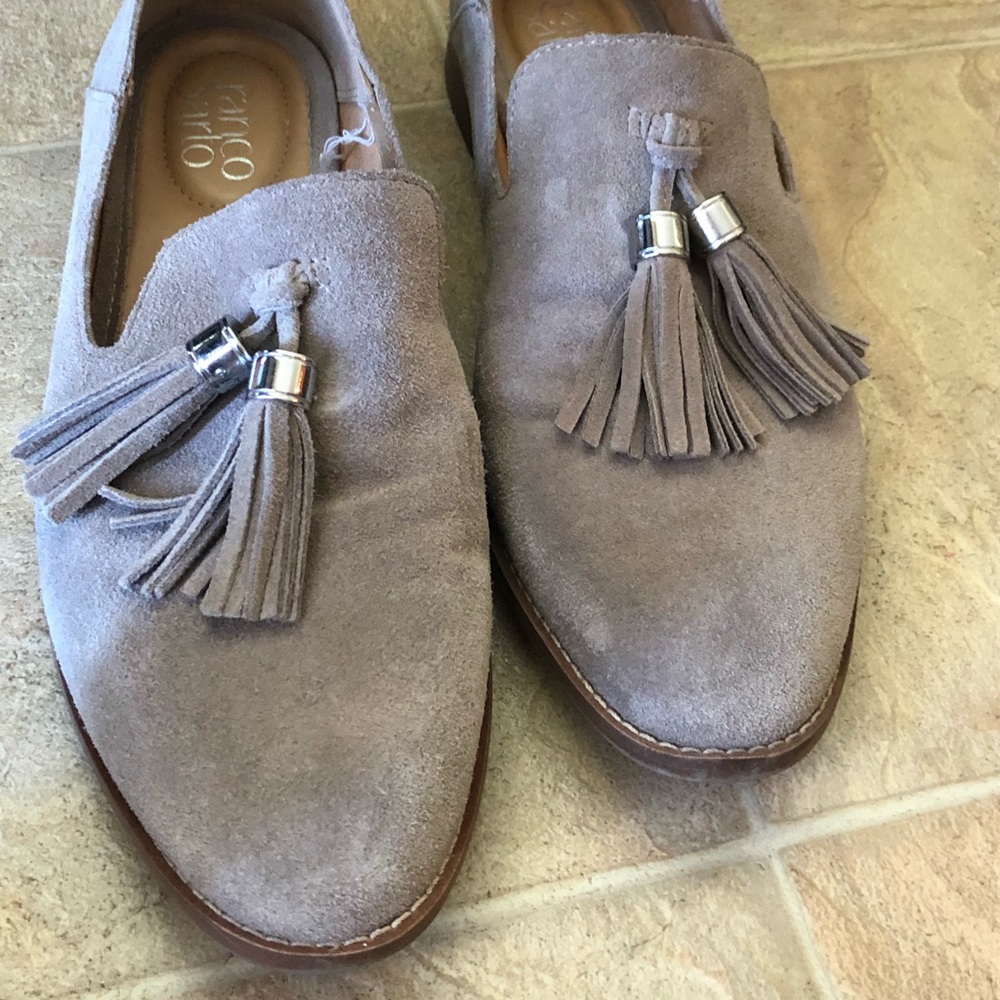 Franco Sarto sz 7.5 velour suede sand loafers